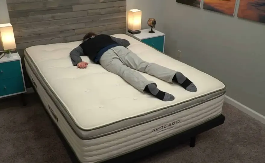 Matelas pour dormir sur le ventre - Le guide complet
