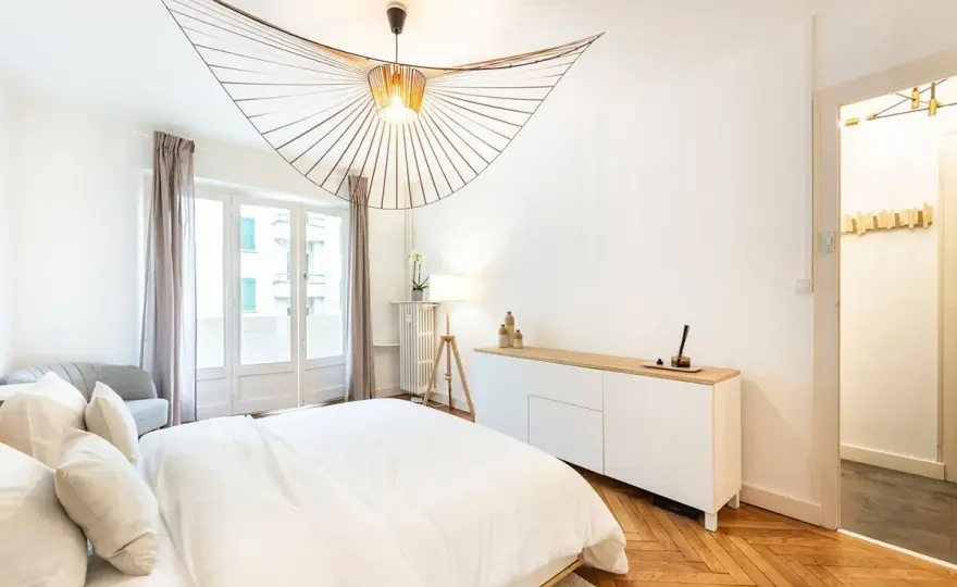 Éclairage de chambre - les règles pour une lumière confortable