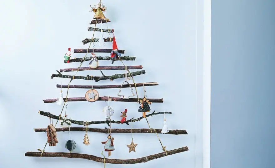 Sapin de Noël en récup - Élégant, stable et facile à faire